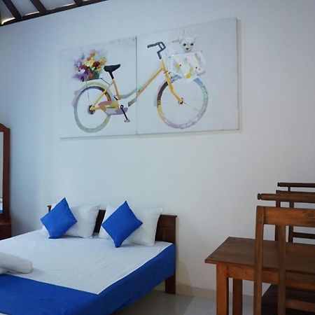 Hotel Agoura Hills Kurunegala Esterno foto